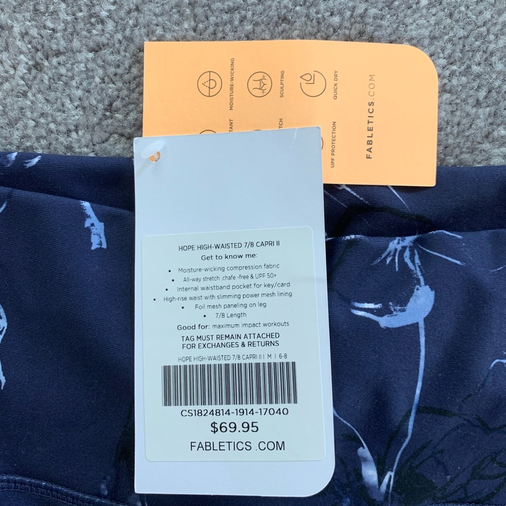 fabletics leggings NWOT - Picture 2 of 2